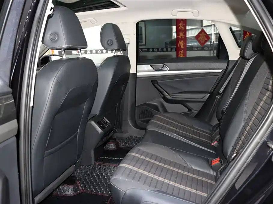 VOLKSWAGEN LAVIDA 2022