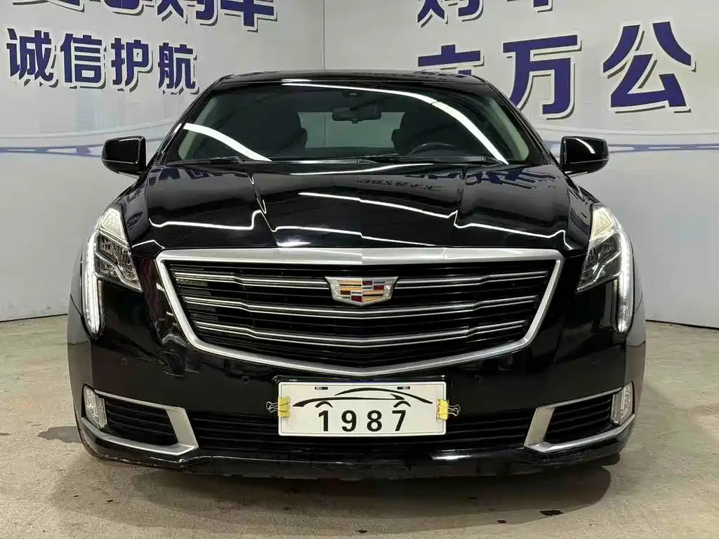 CADILLAC XTS 2018