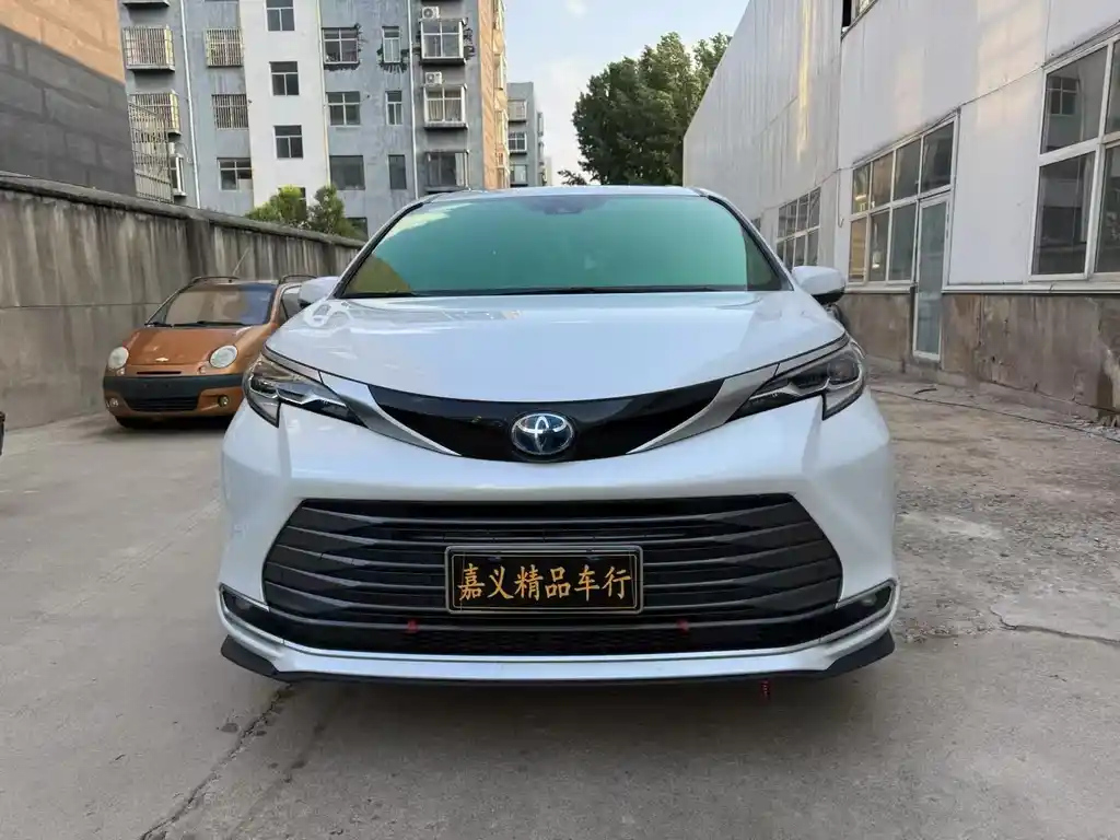 TOYOTA SIENNA SIENNA