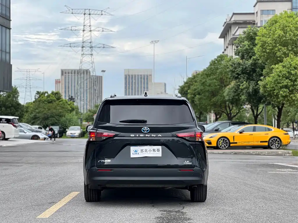 TOYOTA SIENNA SIENNA 2024