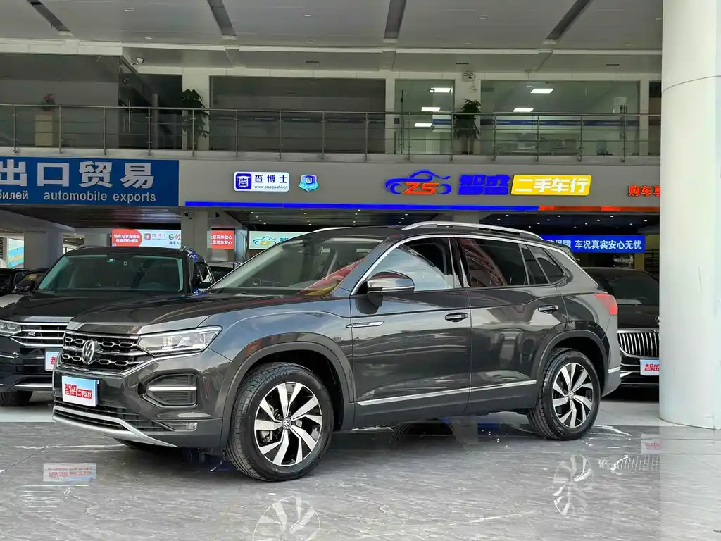 VOLKSWAGEN TAYRON 2021