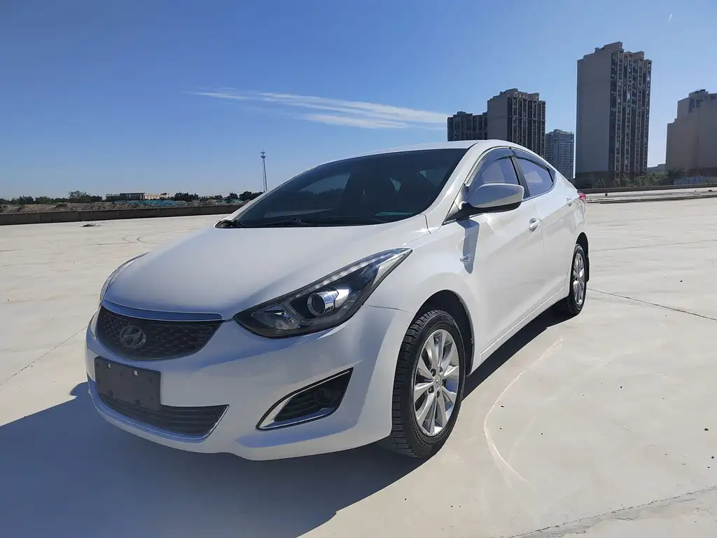 HYUNDAI ELANTRA 2016