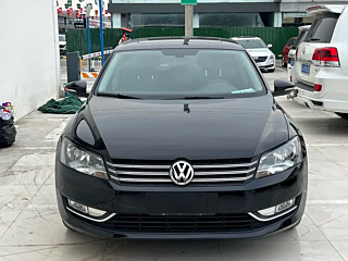 VOLKSWAGEN PASSAT 2013