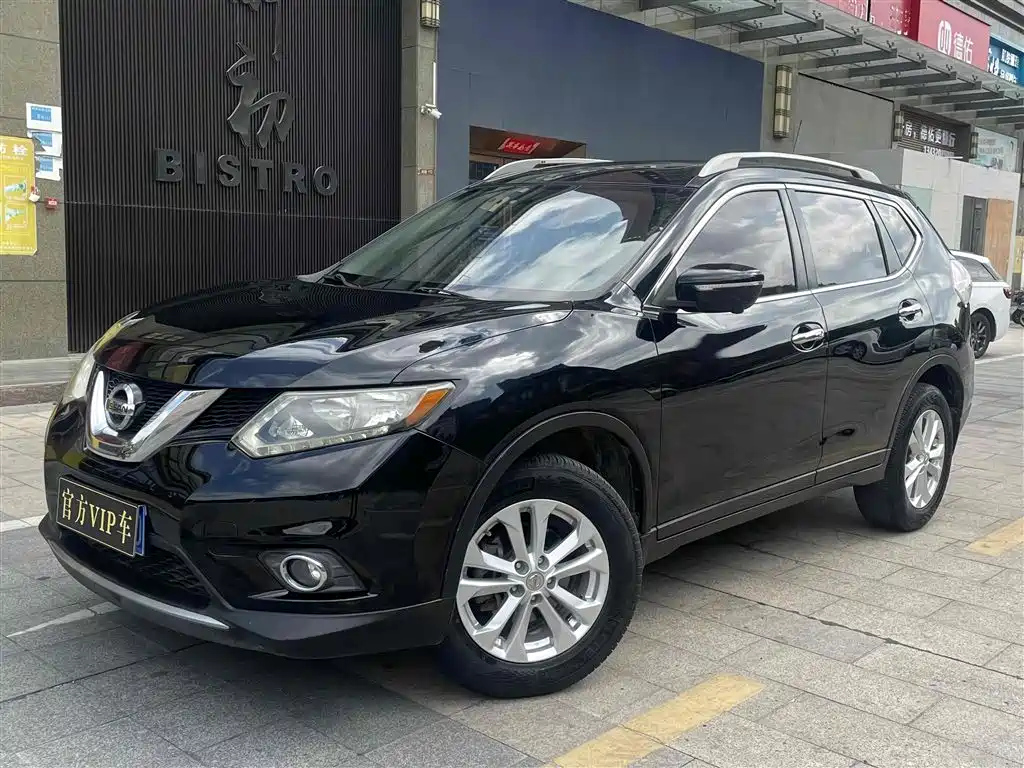 NISSAN X-TRAIL 2015