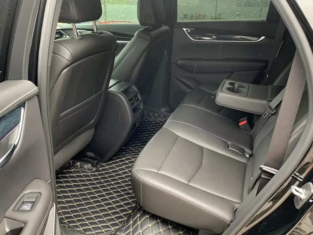 CADILLAC XT5 2024