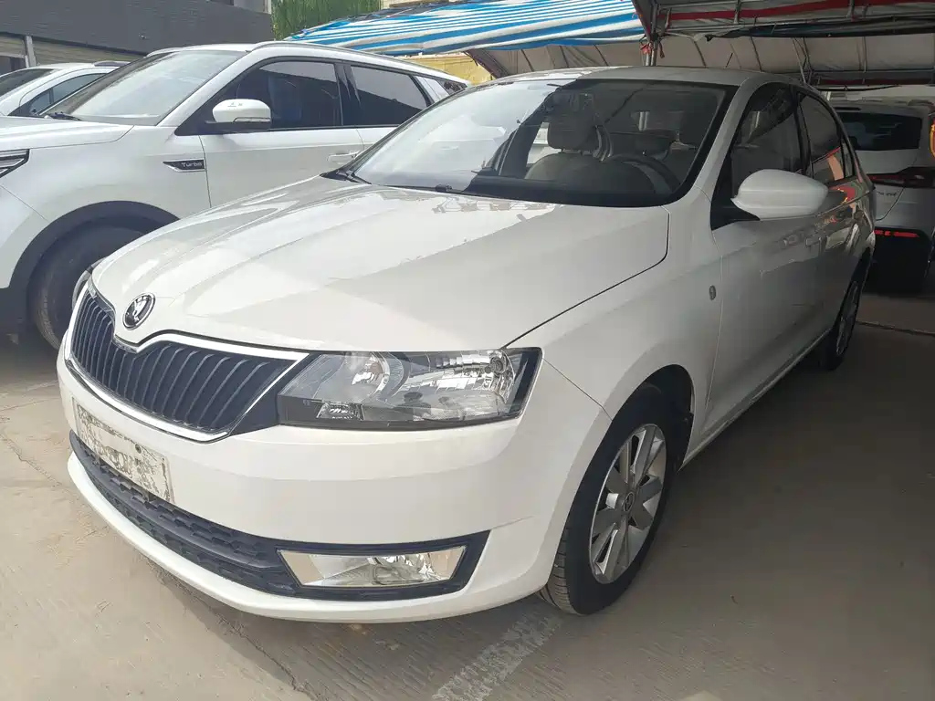 SKODA RAPID 2016