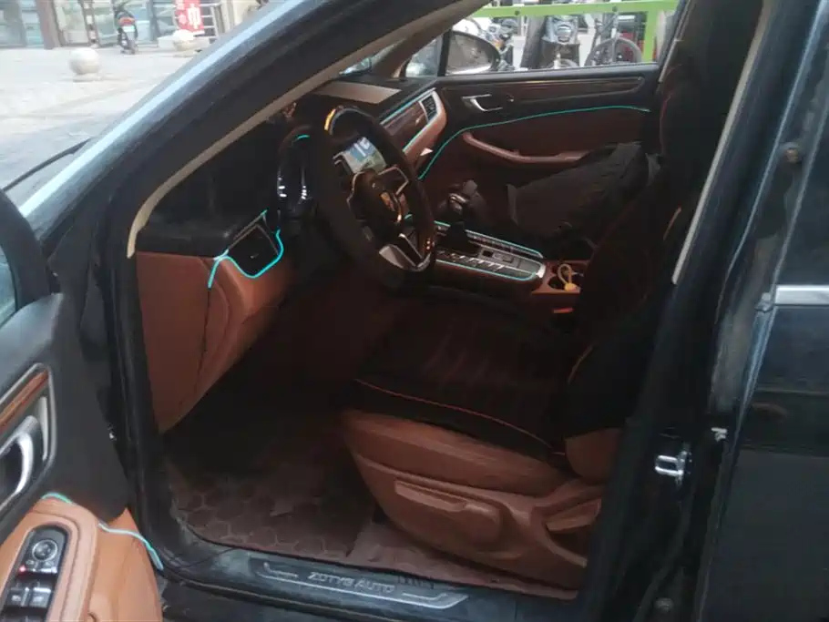 ZOTYE SR9 2017
