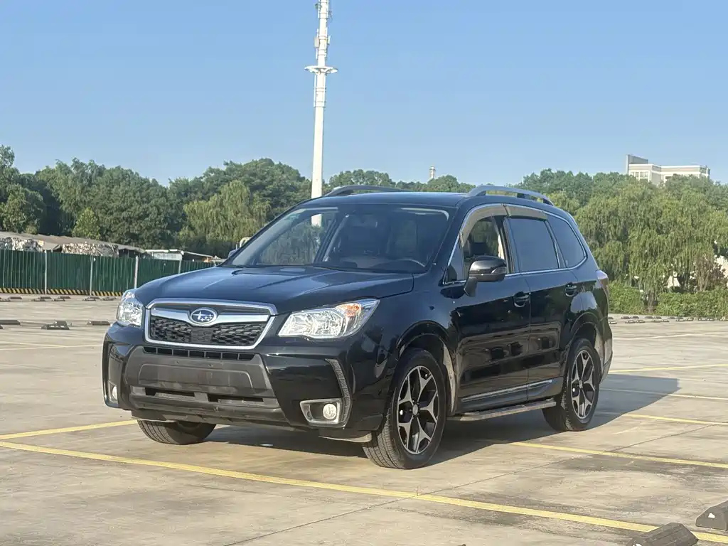 SUBARU FORESTER 2015