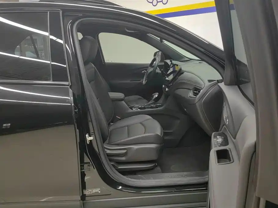 CHEVROLET EXPLORER 2022