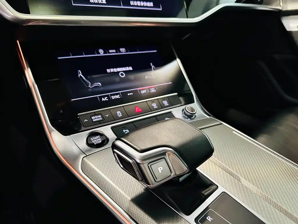 AUDI A6L 2021