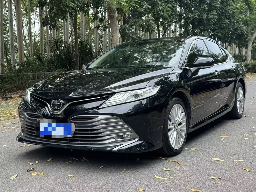 TOYOTA CAMRY 2018