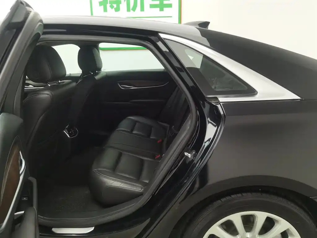 CADILLAC XTS 2018