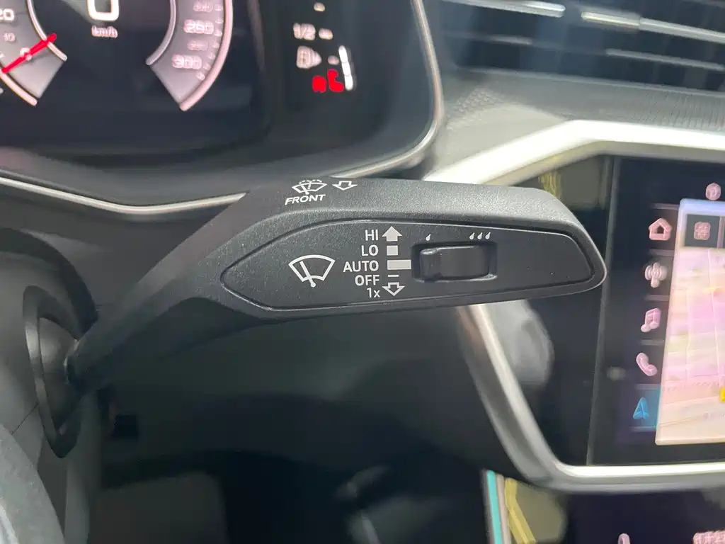 AUDI A6L 2023