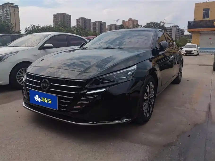 NISSAN TEANA 2022