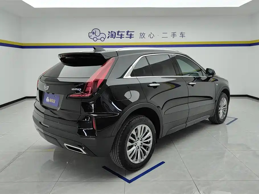 CADILLAC XT4 2024
