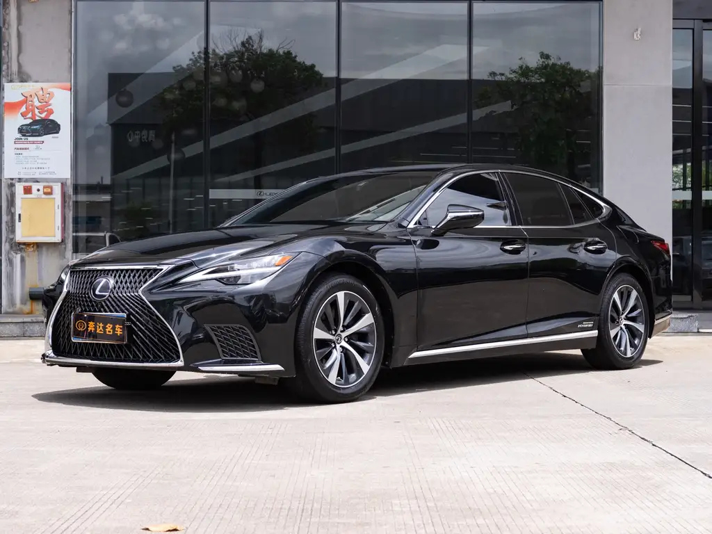 LEXUS LS