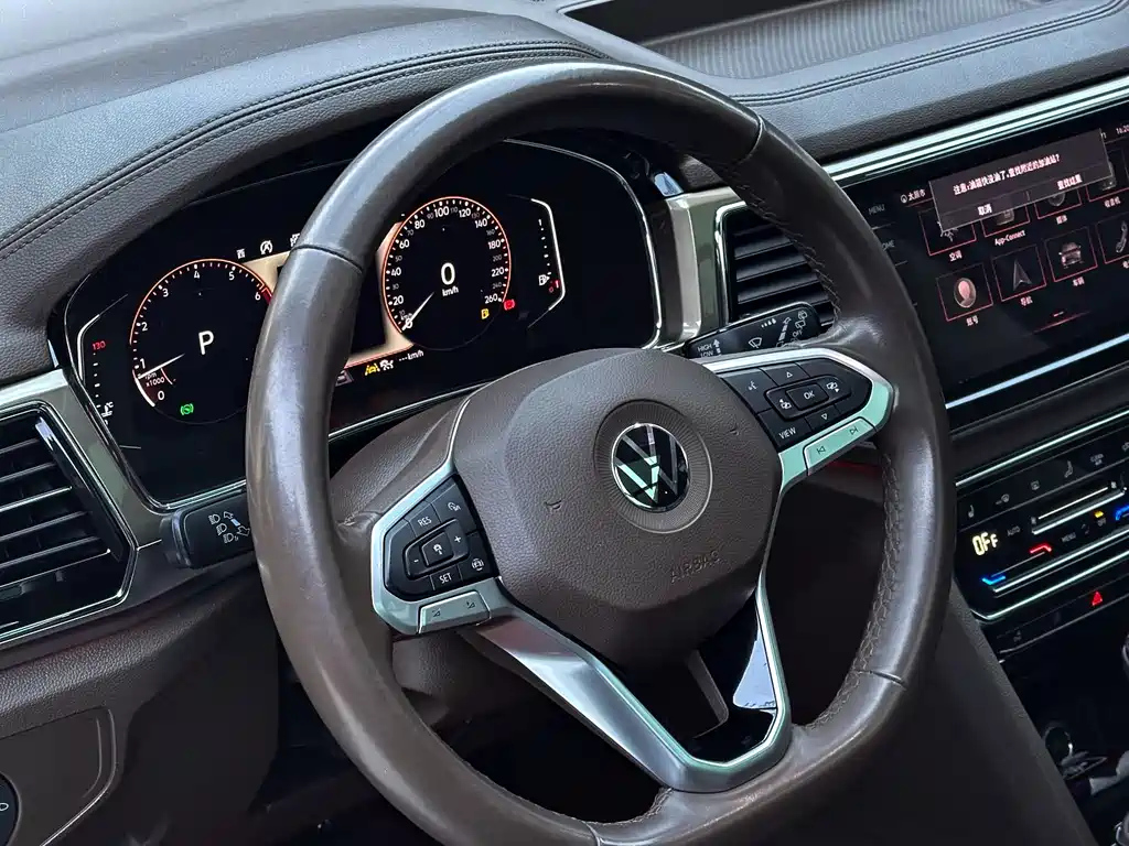 VOLKSWAGEN VILORAN 2020