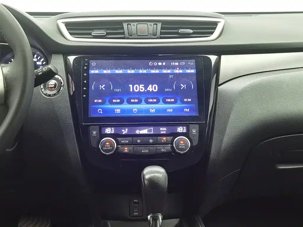 NISSAN X-TRAIL 2014
