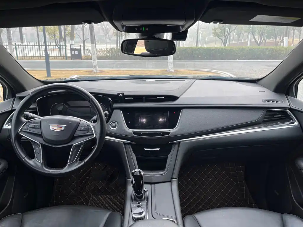 CADILLAC XT5 2020