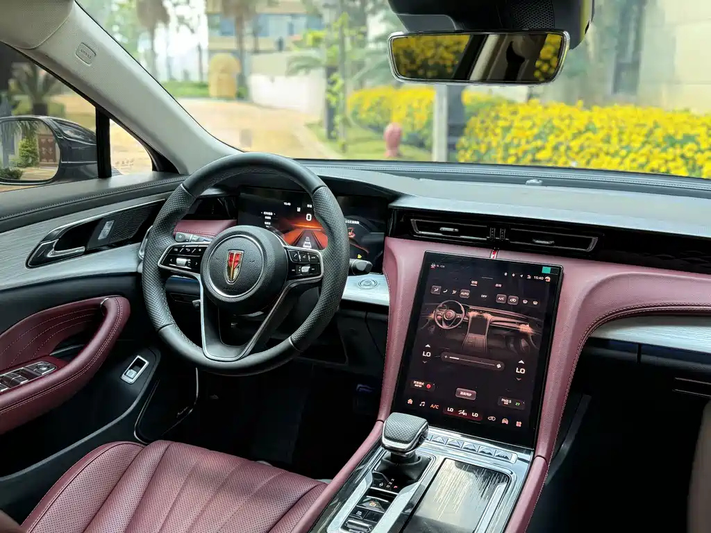 HONGQI H5 2025
