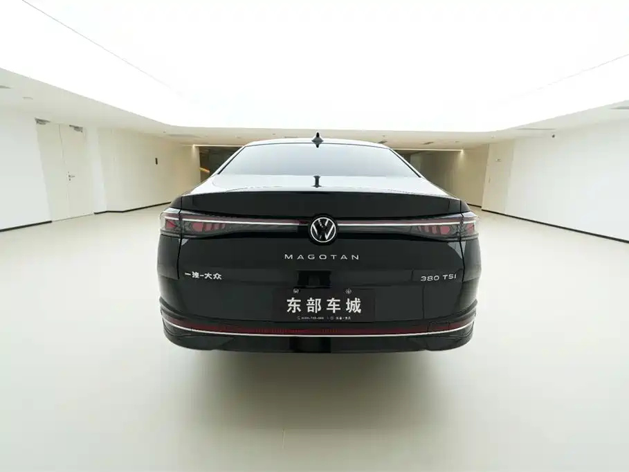 VOLKSWAGEN MAGOTAN 2024