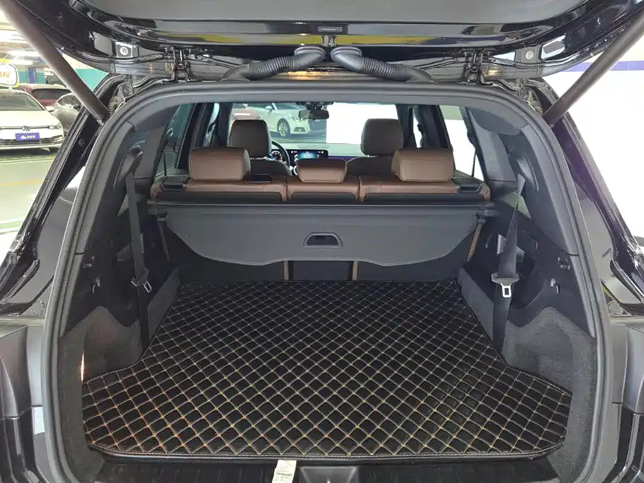 MERCEDES BENZ GLB 2022