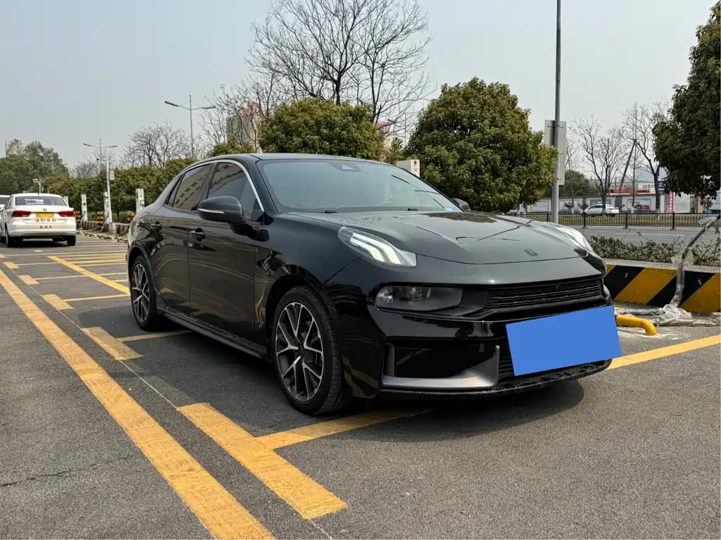 LYNK&CO 03 2019