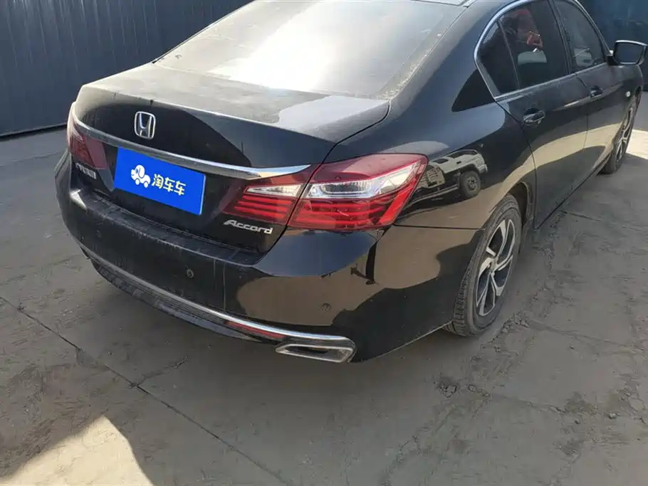 HONDA ACCORD 2016