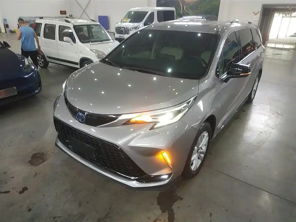 TOYOTA SIENNA SIENNA 2021