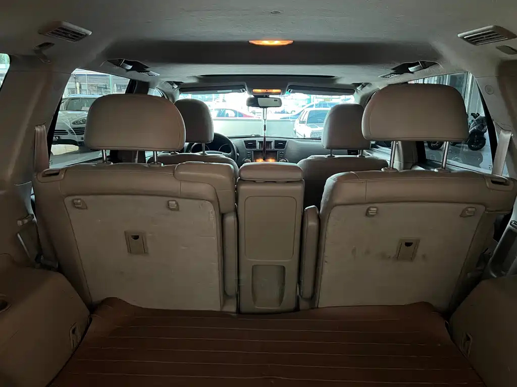 TOYOTA HIGHLANDER 2009