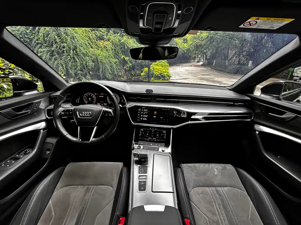 AUDI A6L 2021