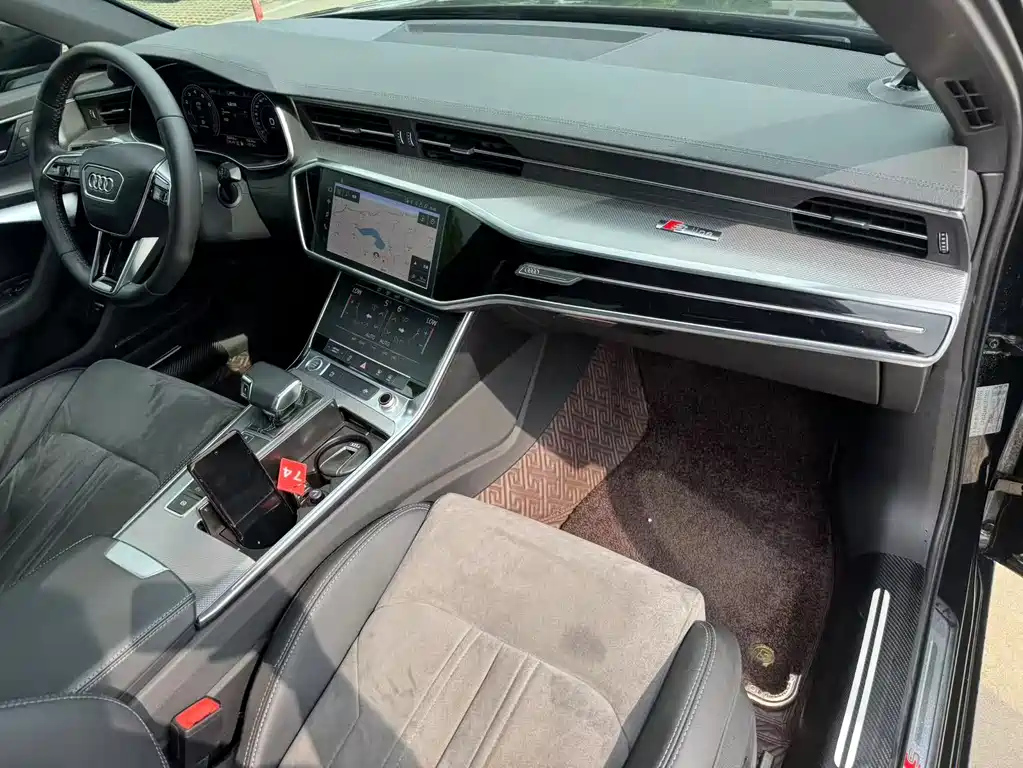 AUDI A6L 2019