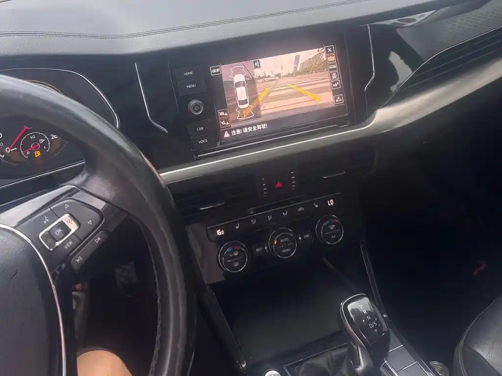 VOLKSWAGEN PASSAT 2019