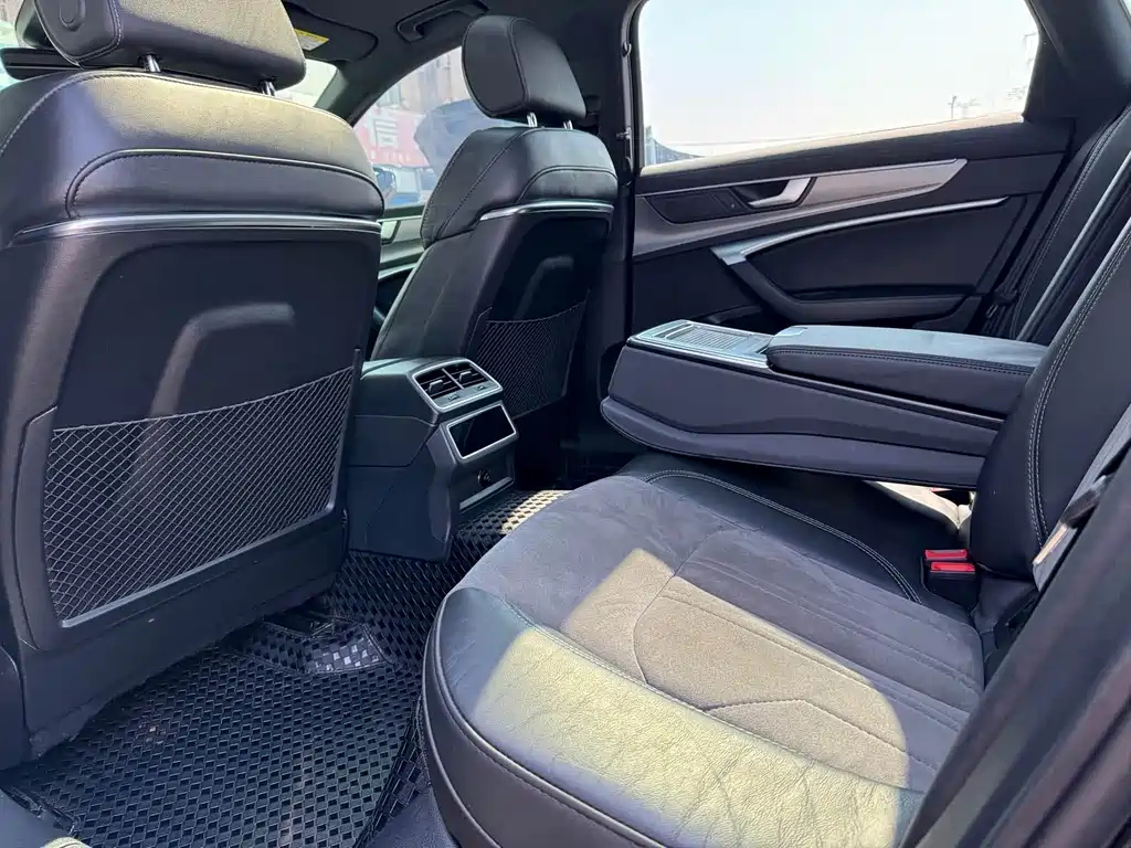 AUDI A6L 2021