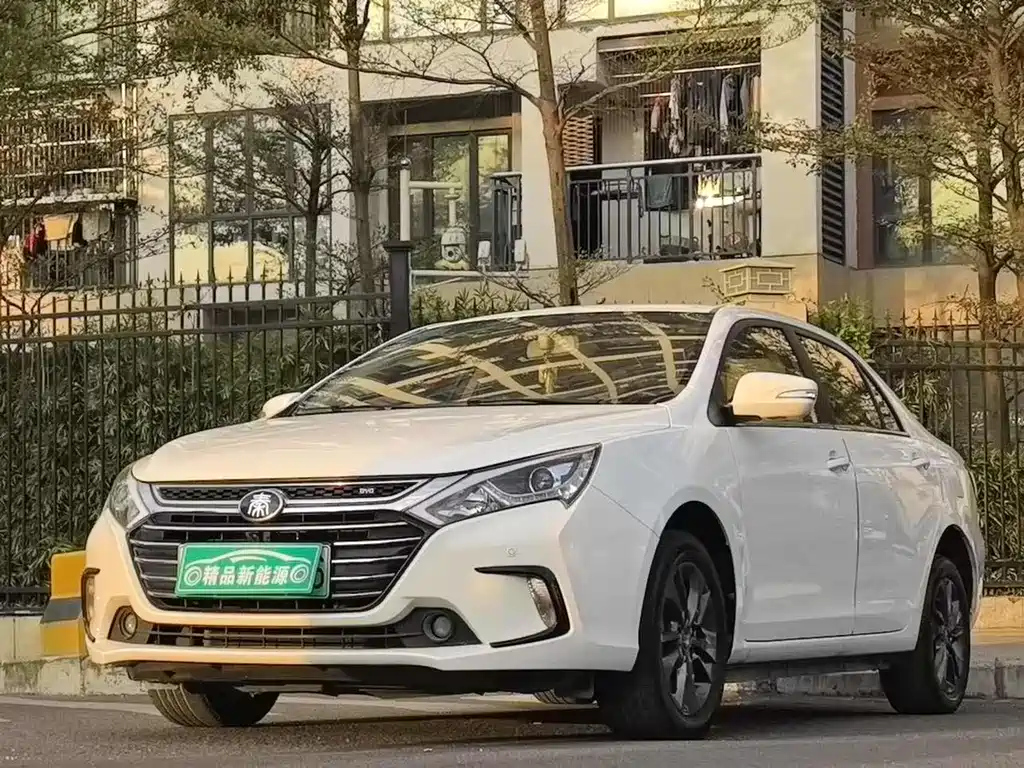 BYD QIN NEW ENERGY 2017