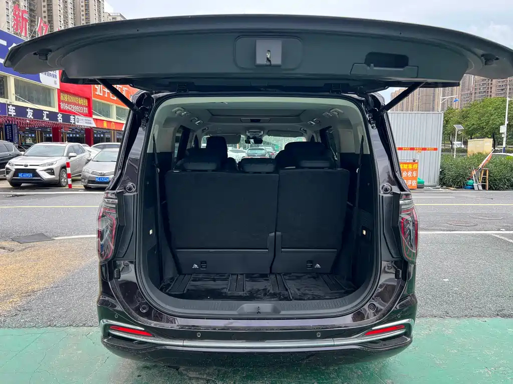 HONGQI HQ9 2023