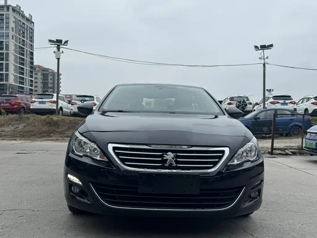 PEUGEOT 408 2018
