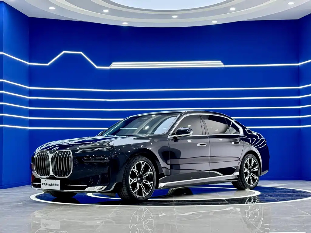 BMW 7-SERIES 2023