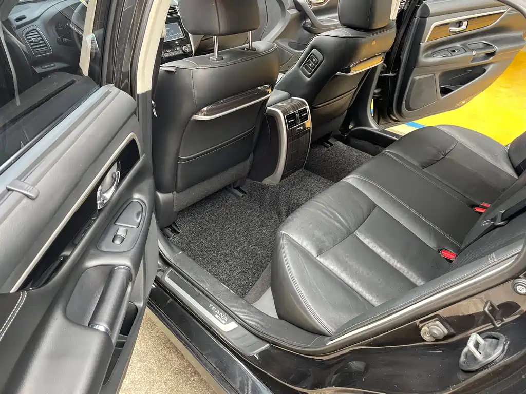 NISSAN TEANA 2016