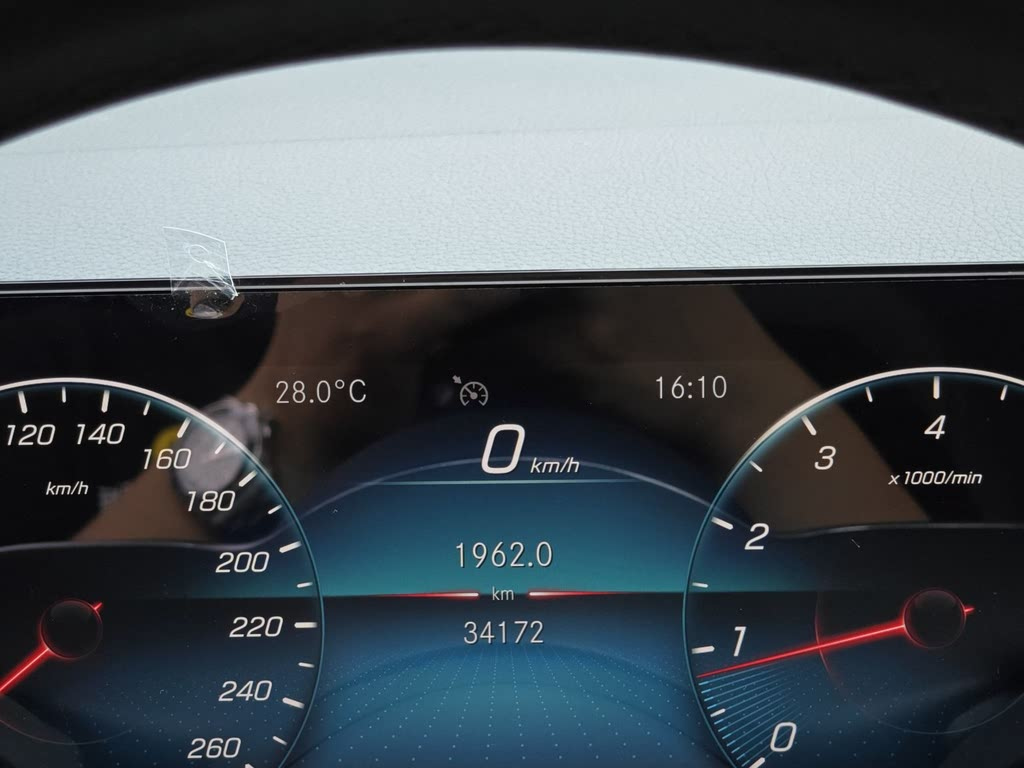 MERCEDES BENZ GLB 2021