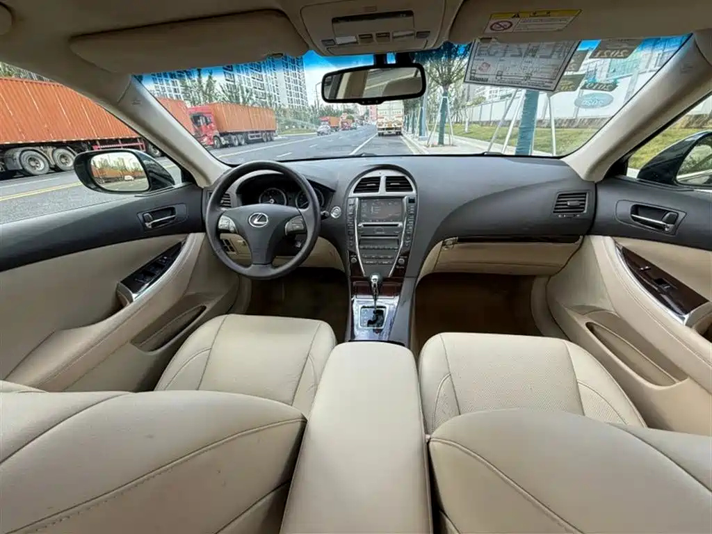 LEXUS ES 2012