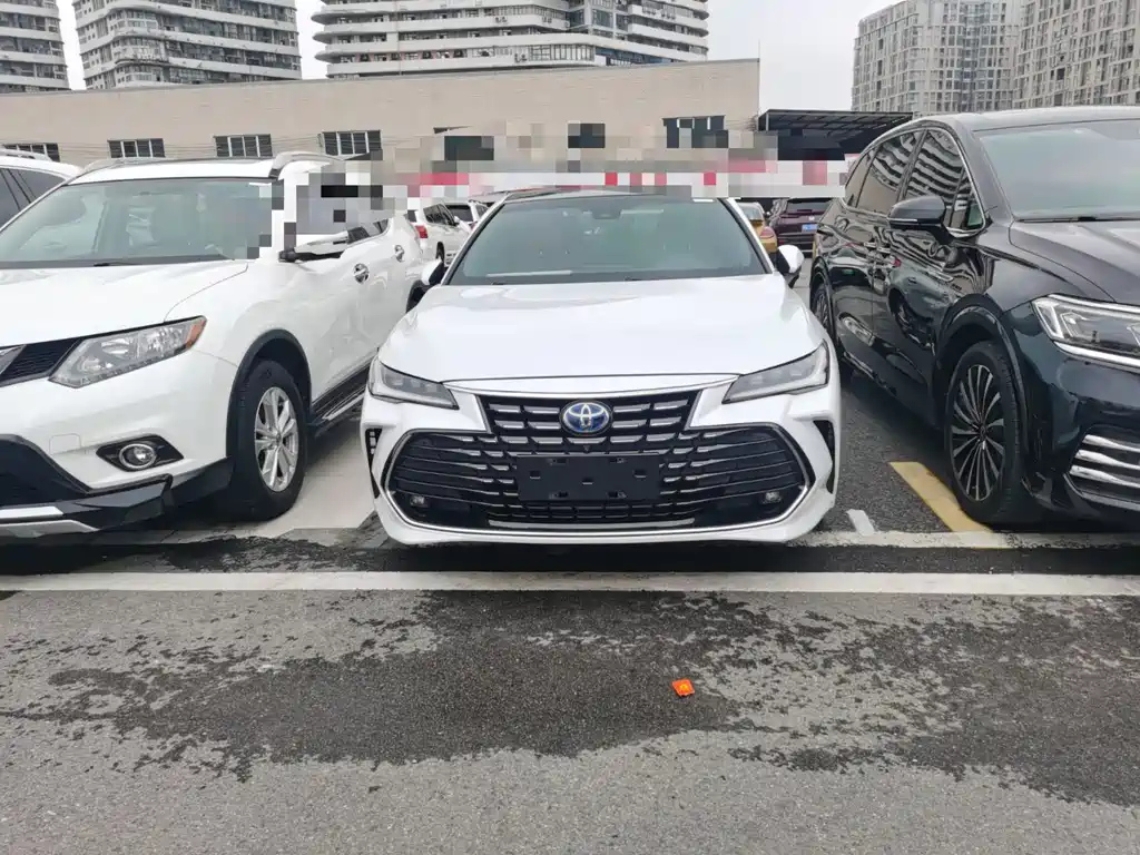 TOYOTA AVALON 2022