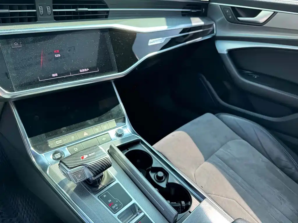 AUDI A6L 2021
