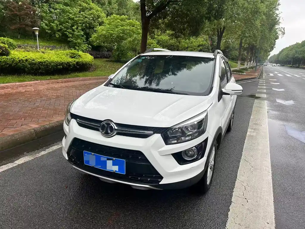 BAIC SENOVA X25