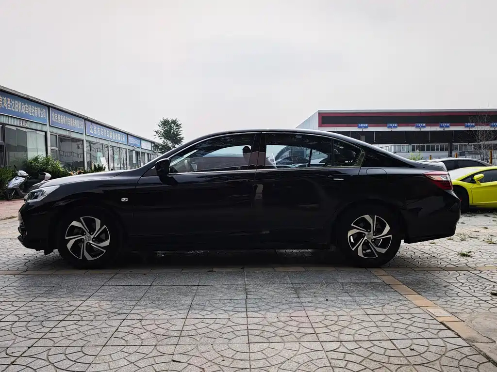 HONDA ACCORD 2016