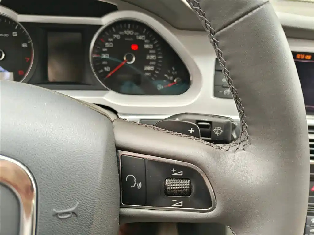 AUDI A6L 2012