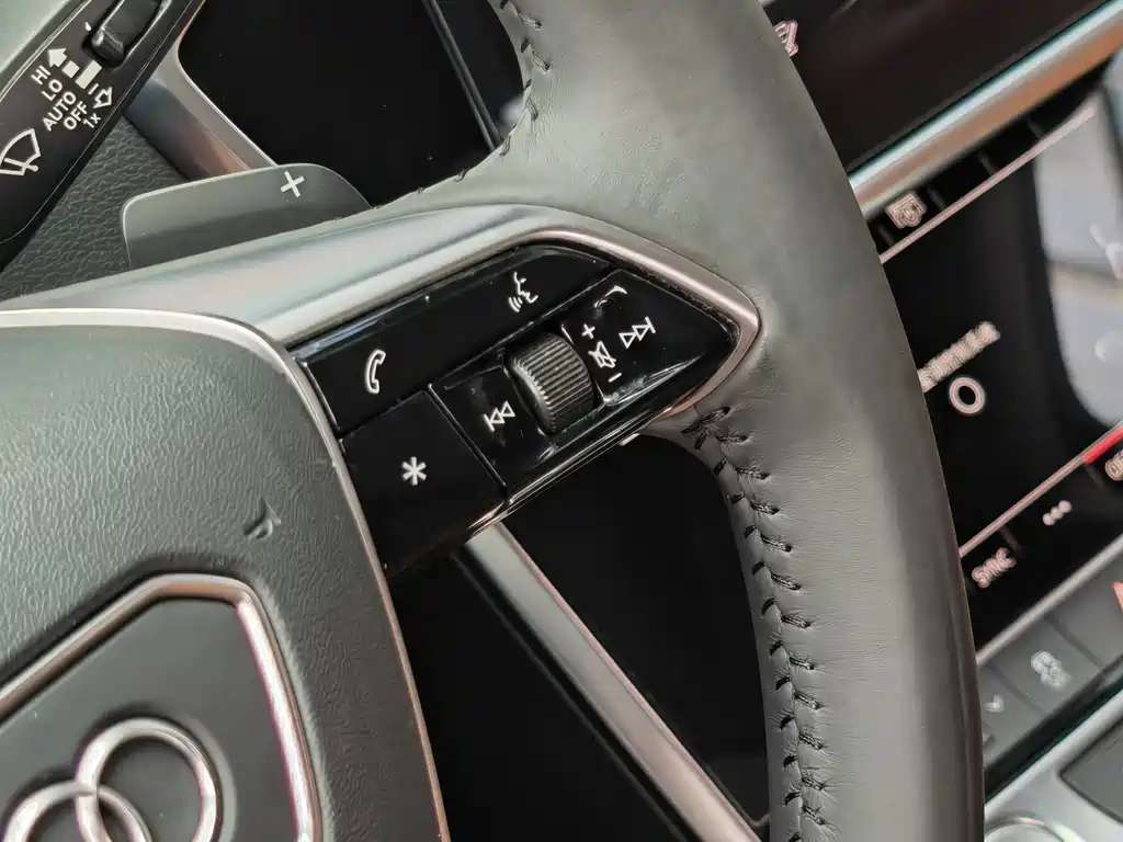 AUDI A6L 2020