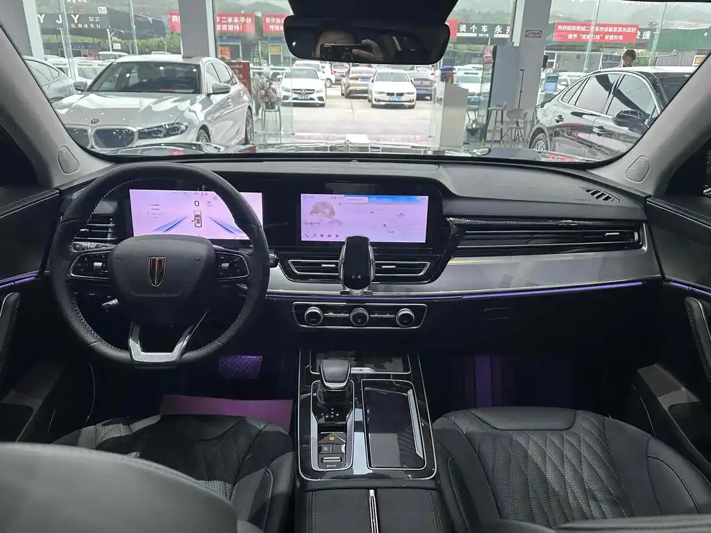 HONGQI HS5 2023