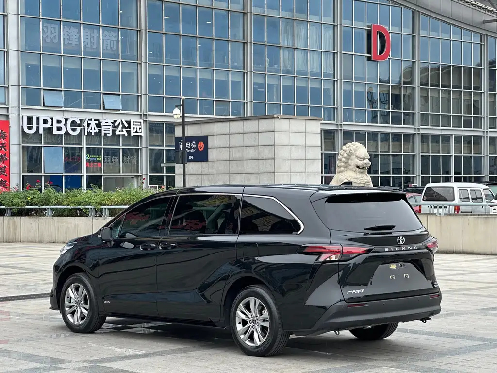 TOYOTA SIENNA SIENNA 2024