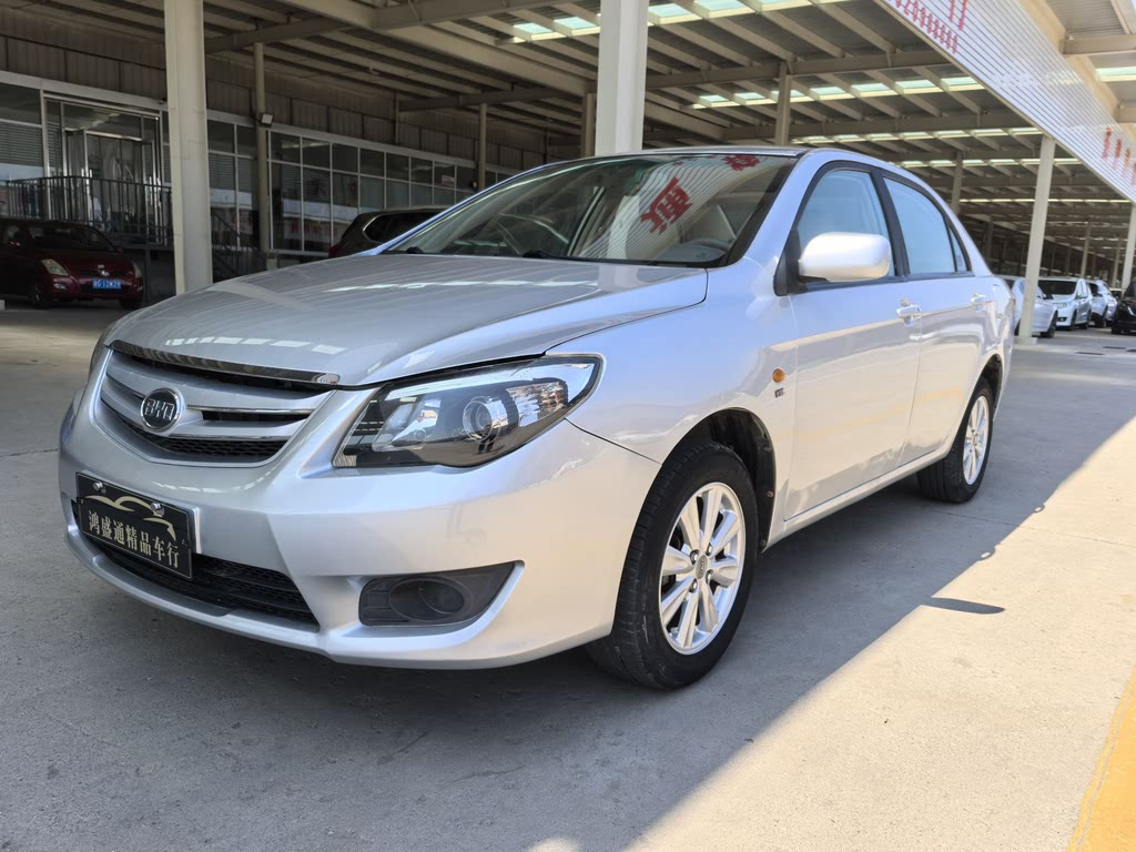 BYD L3 2012